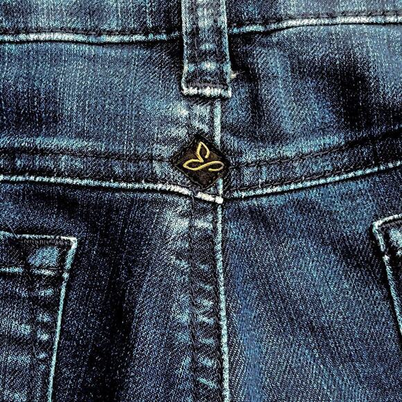 PRANA KARA LOW RISE CUTOFF MEDIUM WASH DENIM‎ SHORTS WOMEN'S SIZE 4/27 - Picture 10 of 12